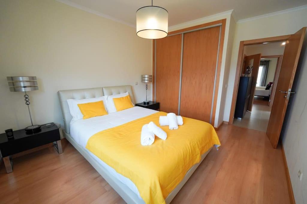 Dalila'S House Apartment Nazare Bagian luar foto