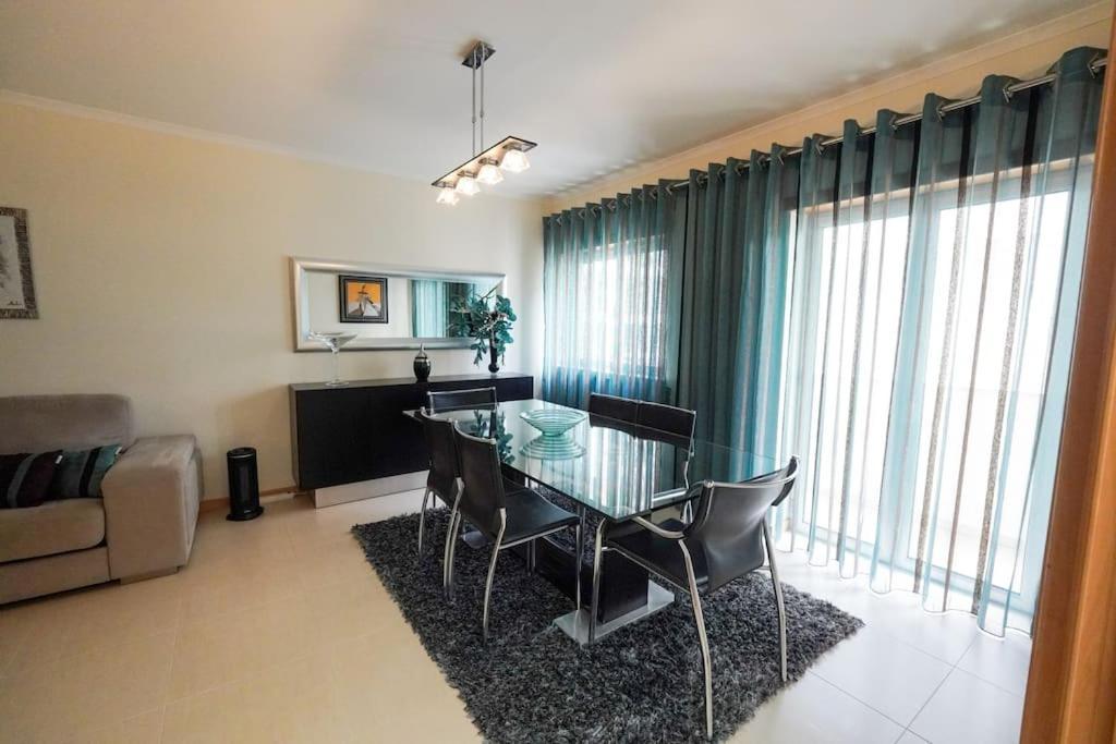 Dalila'S House Apartment Nazare Bagian luar foto